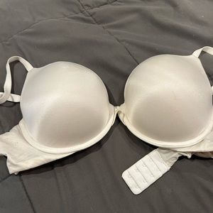 Victoria’s Secret bra